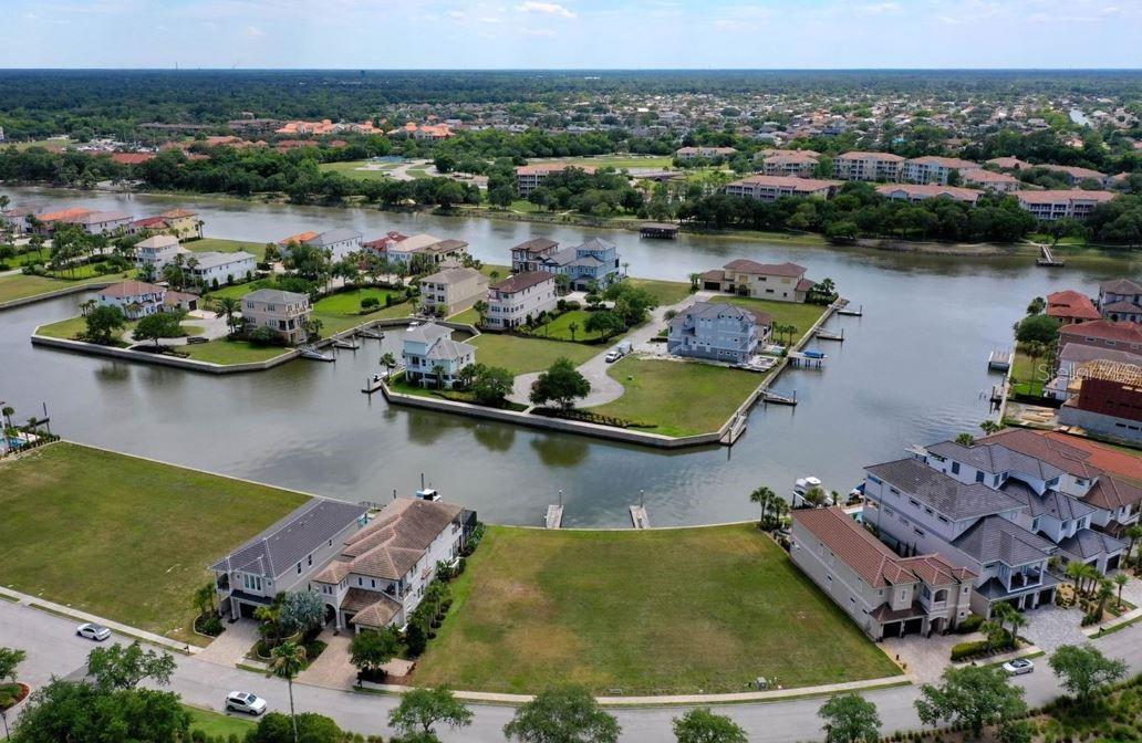 HARBOR VLG MARINA - Land