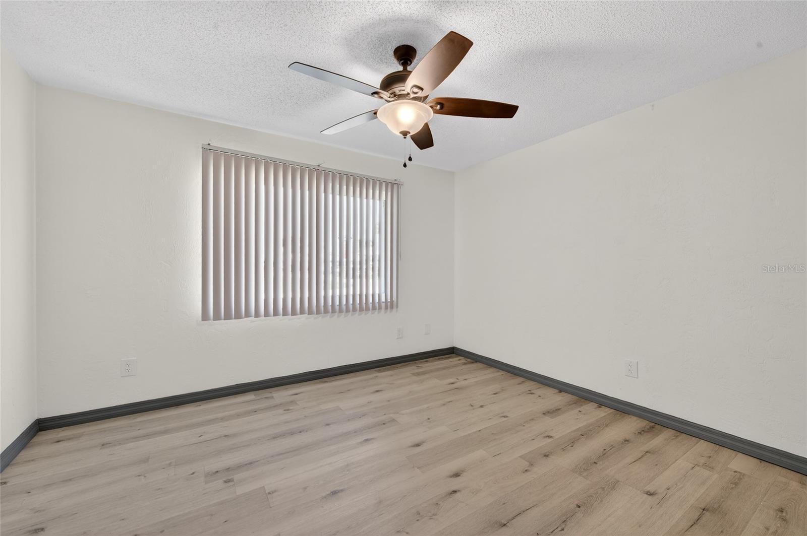 HARBOR POINT - Residential