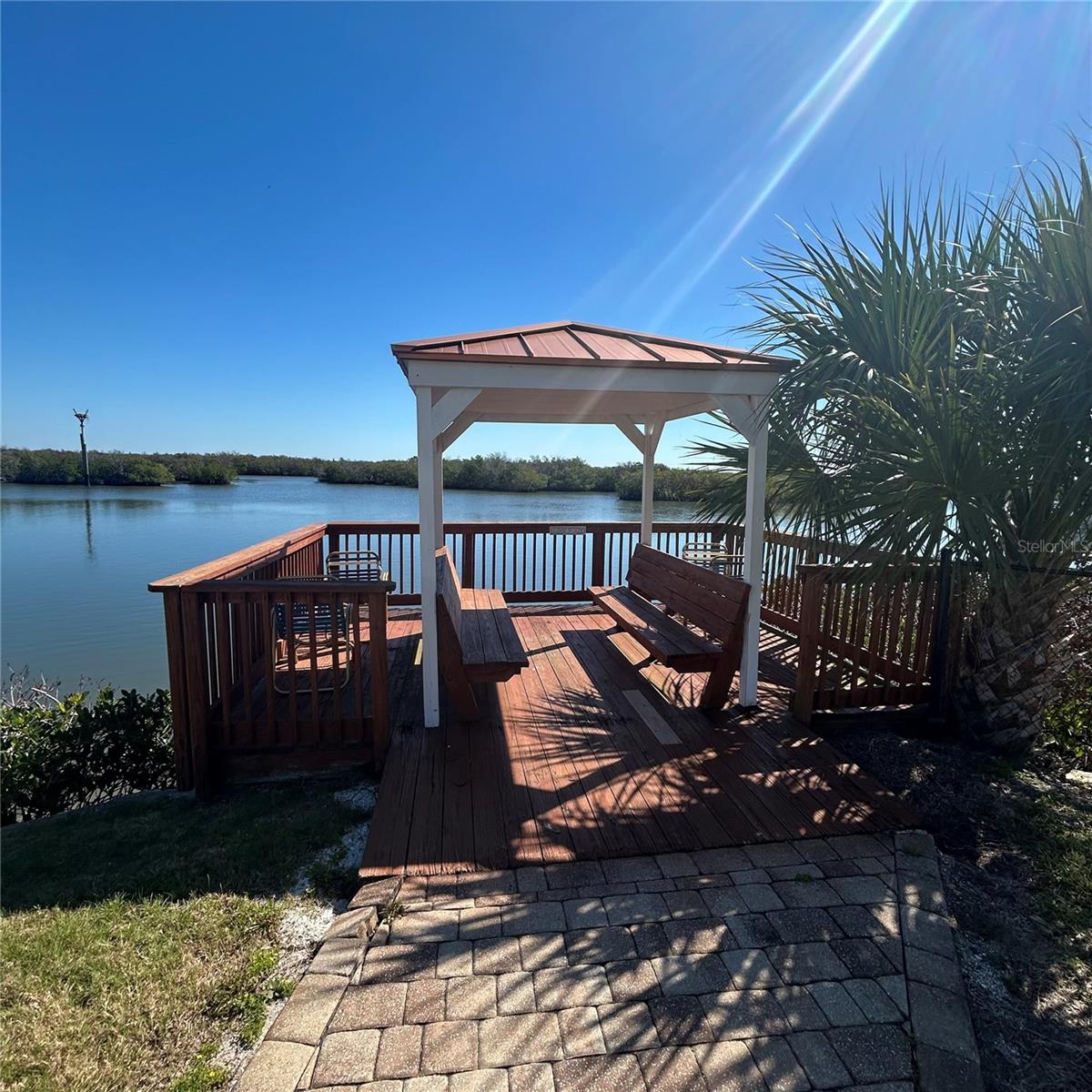 HARBOR POINT - Residential