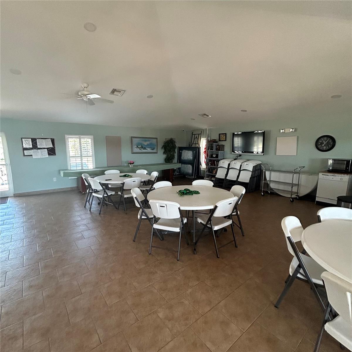 HARBOR POINT - Residential