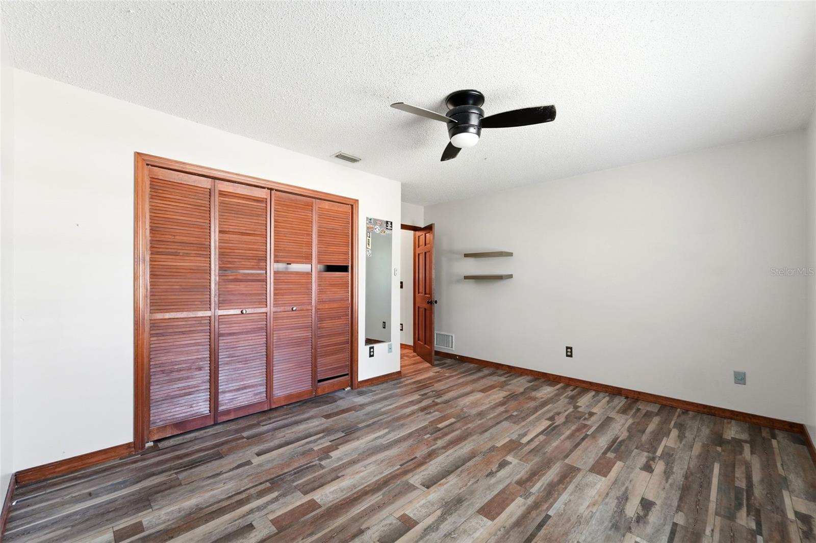 LAND O LAKES ACRES ADD 01 - Residential