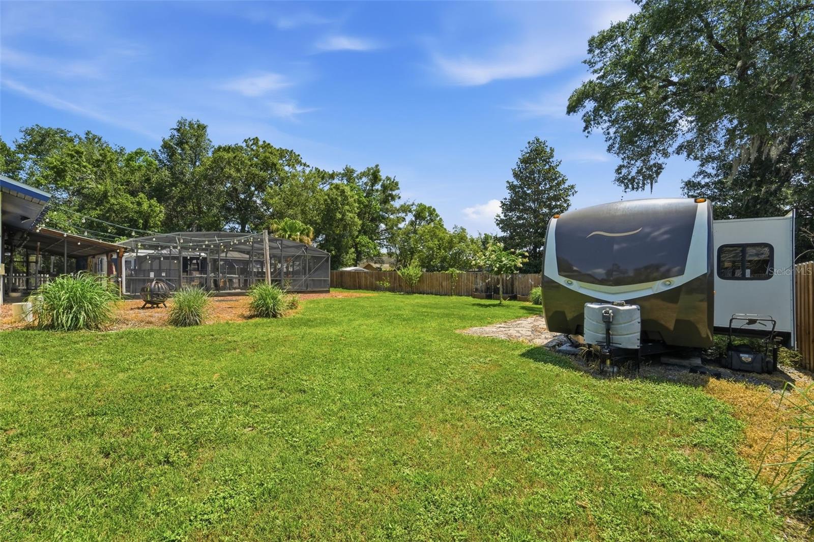 LAND O LAKES ACRES ADD 01 - Residential