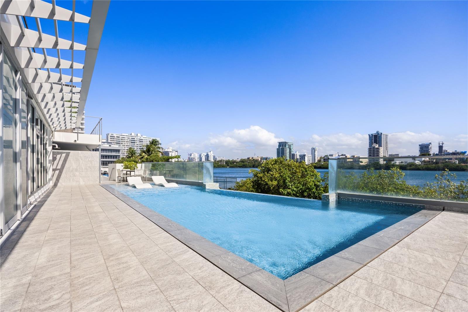 CONDADO - Residential