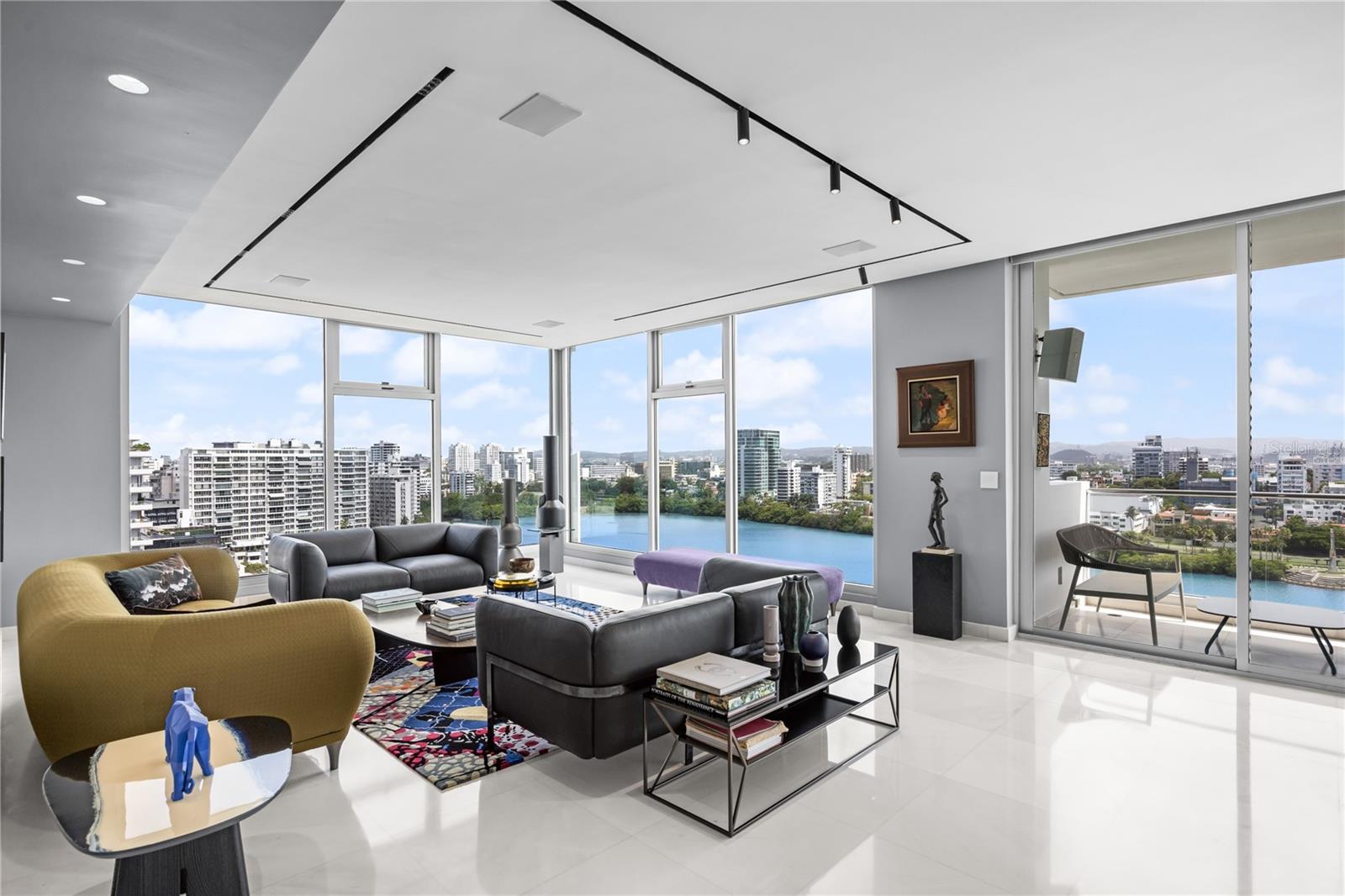CONDADO - Residential