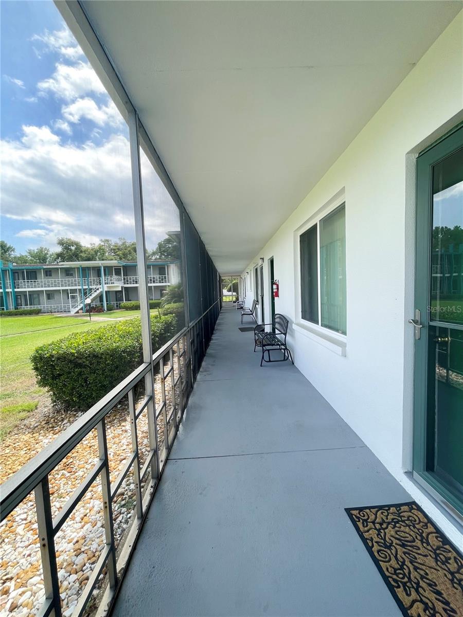LAKELAND HARBOUR CONDOMINIUMS - Residential