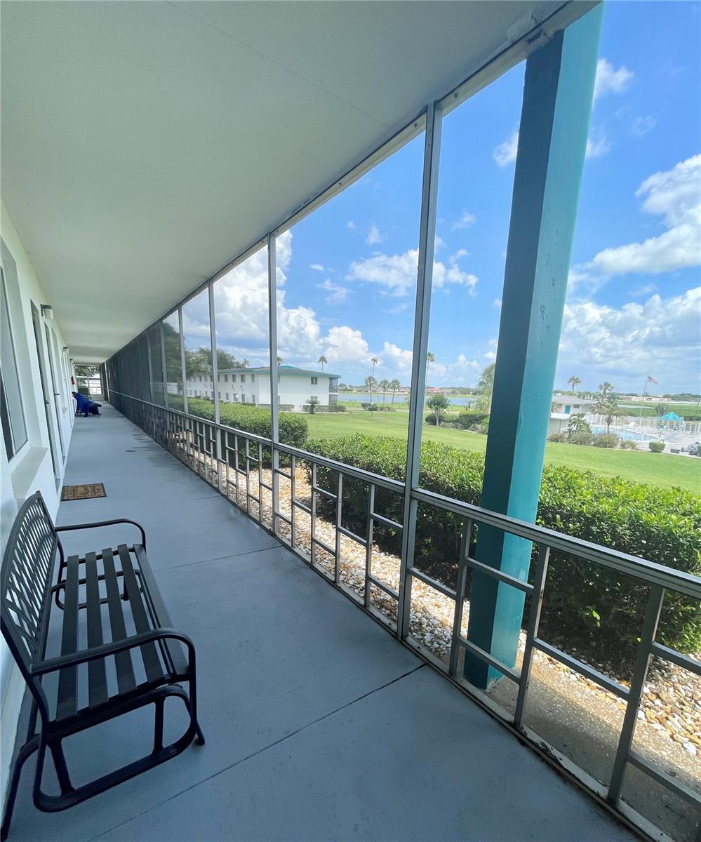 LAKELAND HARBOUR CONDOMINIUMS - Residential