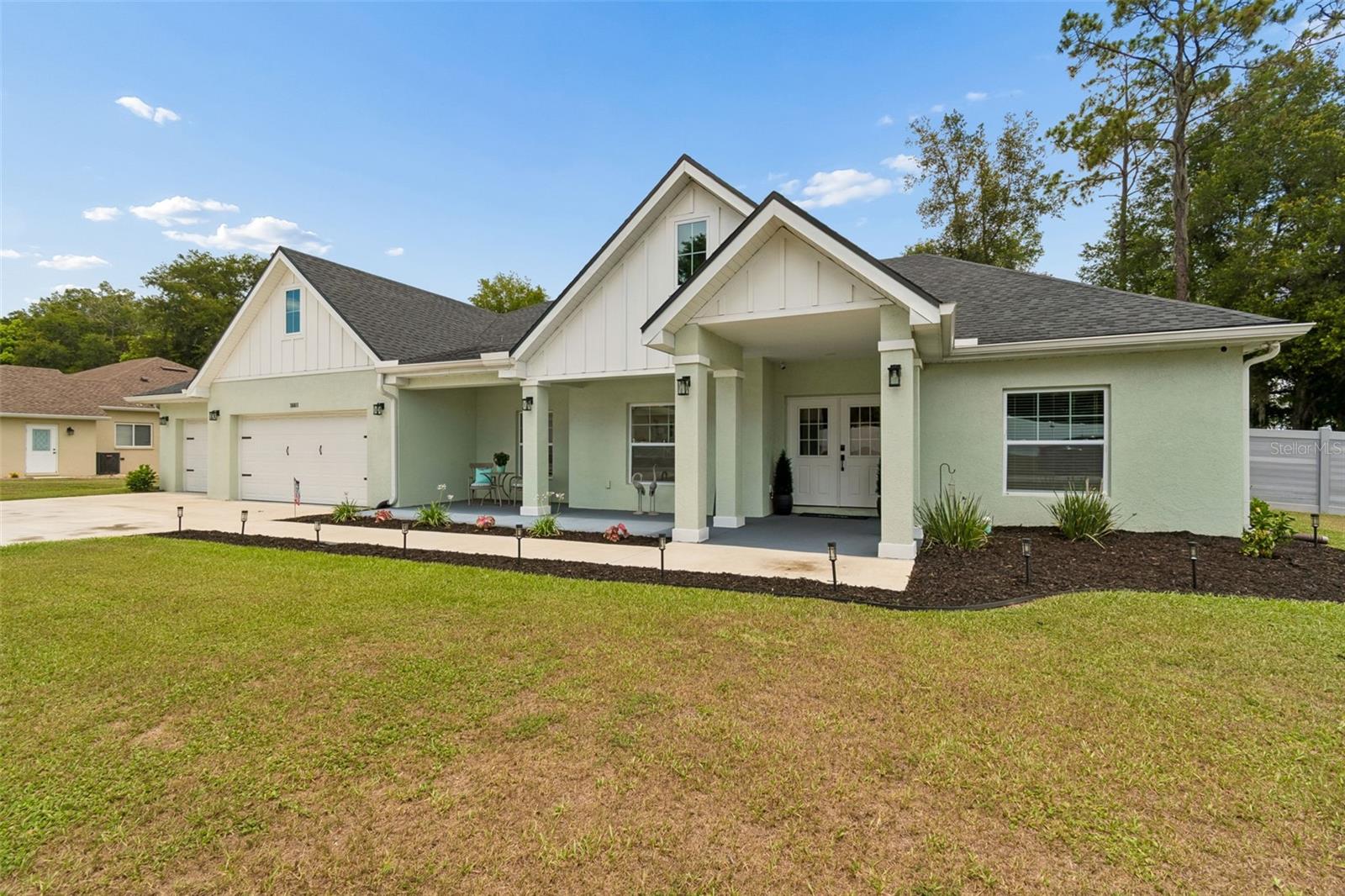 LEAHS ACRES - Residential