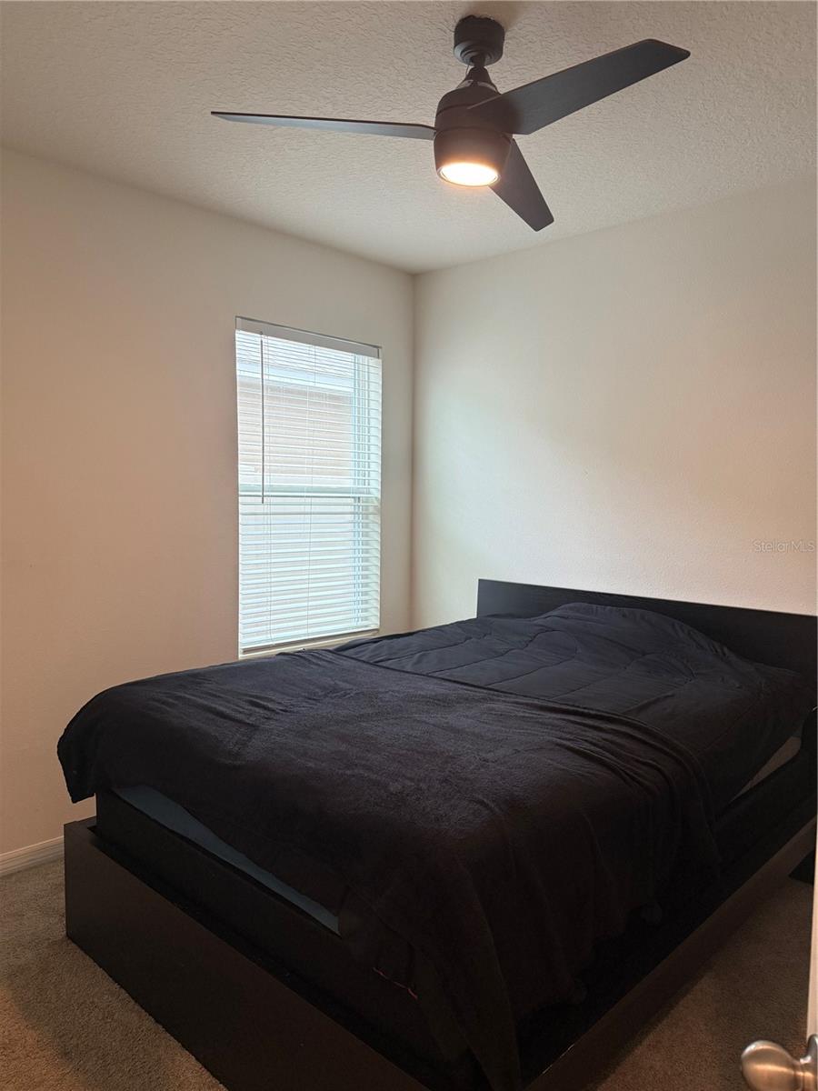 THOMPSON GROVE - Residential Lease