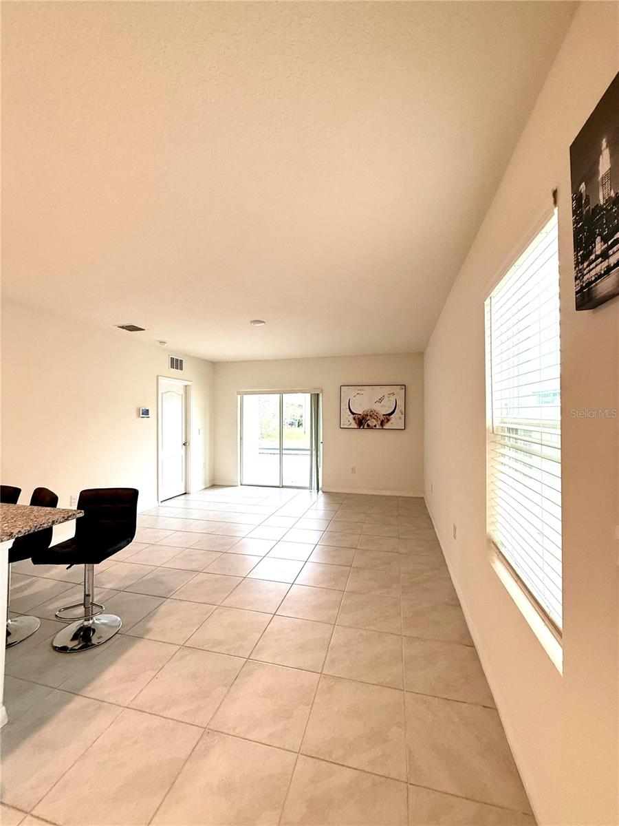 THOMPSON GROVE - Residential Lease
