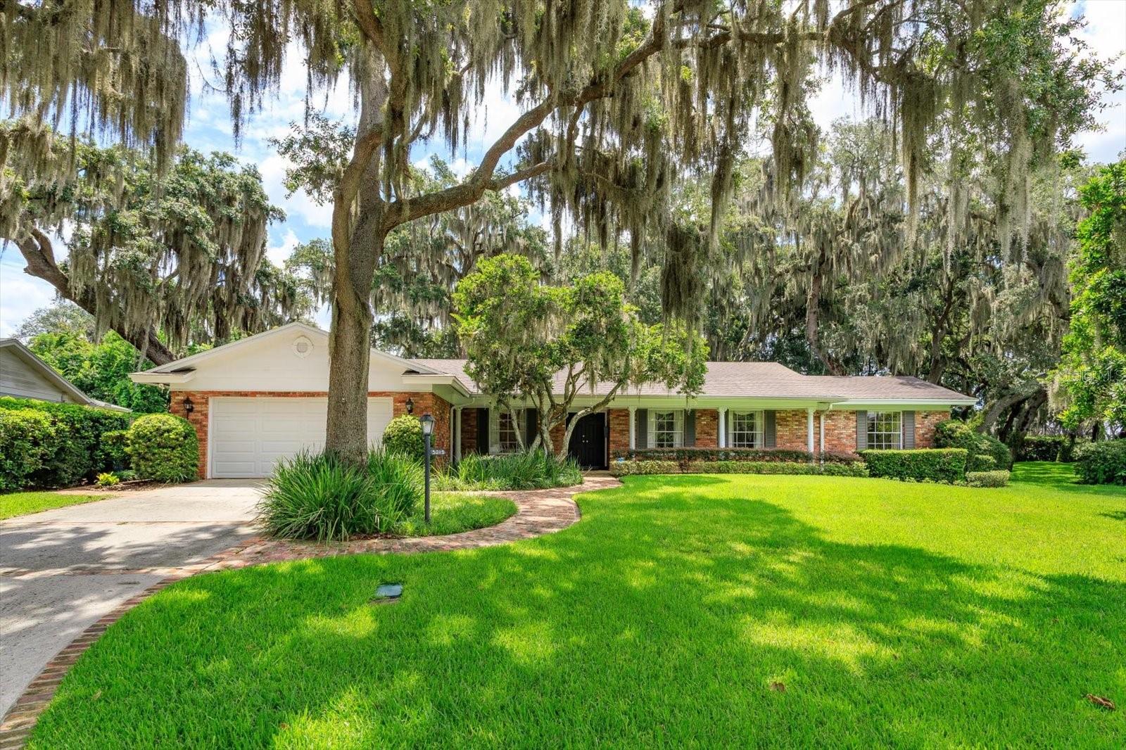 LAKE CONWAY ESTATES - Residential