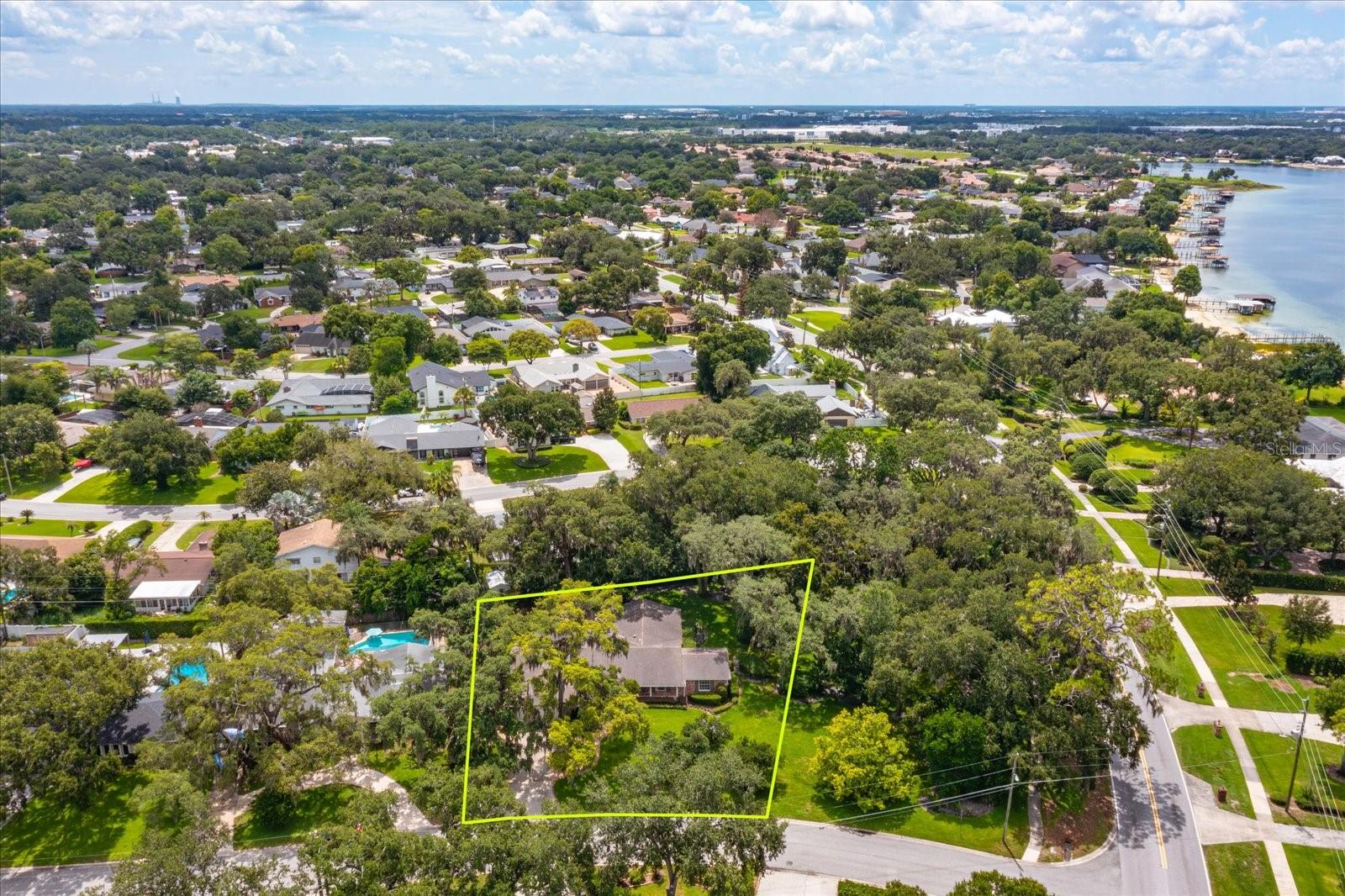 LAKE CONWAY ESTATES - Residential
