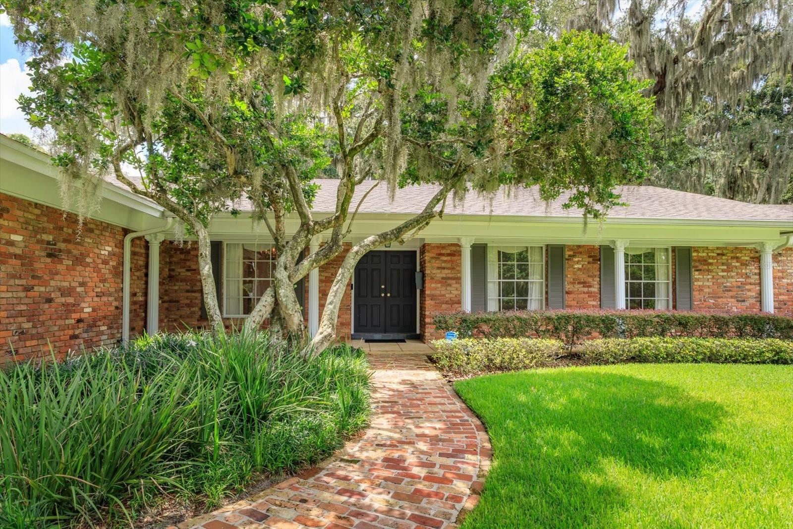 LAKE CONWAY ESTATES - Residential