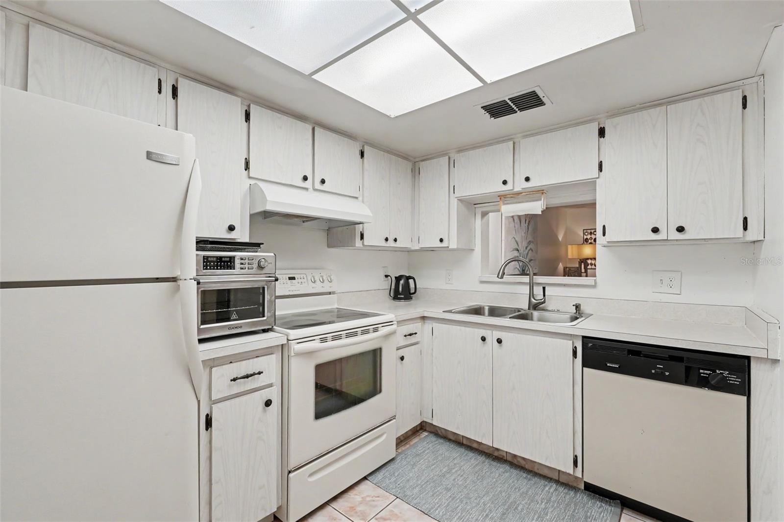 PINEWOOD VILLAGE CONDO - Residential