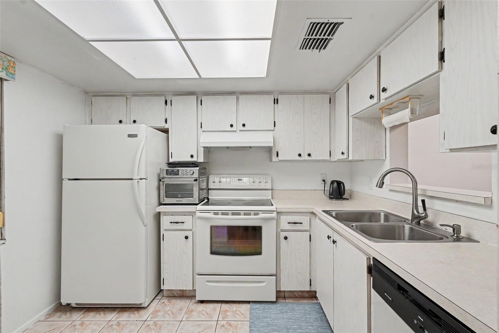 PINEWOOD VILLAGE CONDO - Residential
