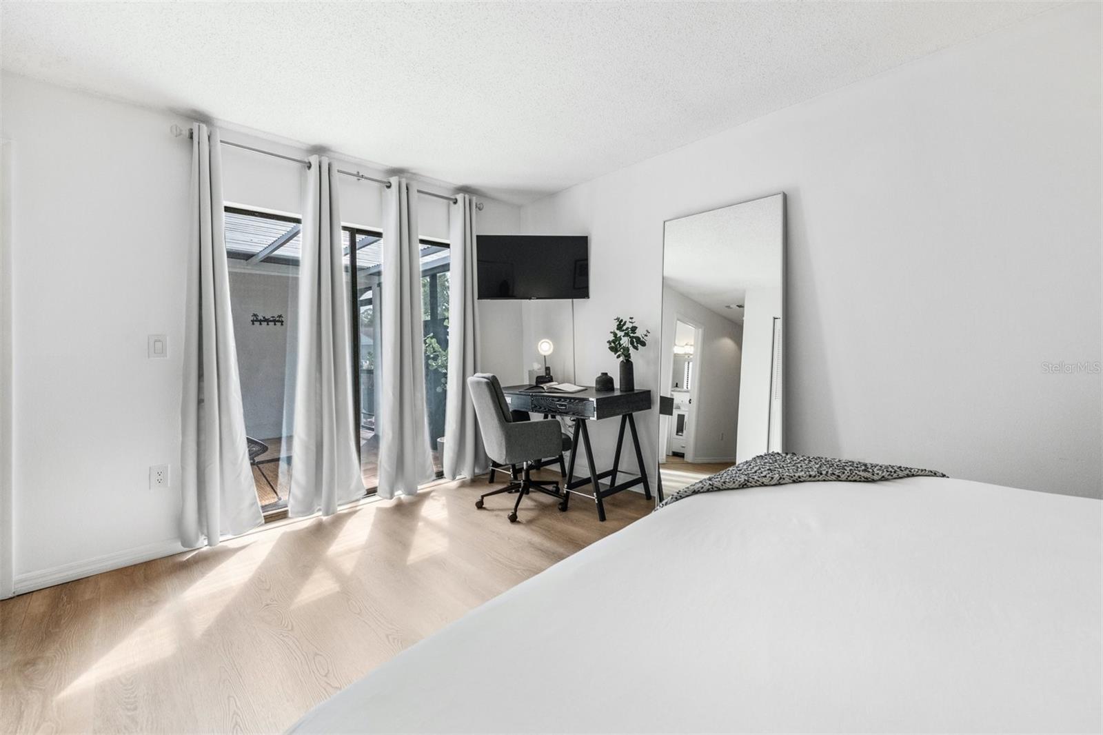 WOODPINE LAKE - Residential Lease
