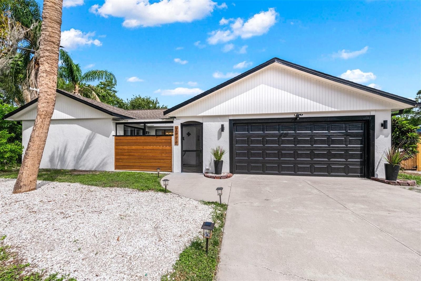 WOODPINE LAKE - Residential Lease