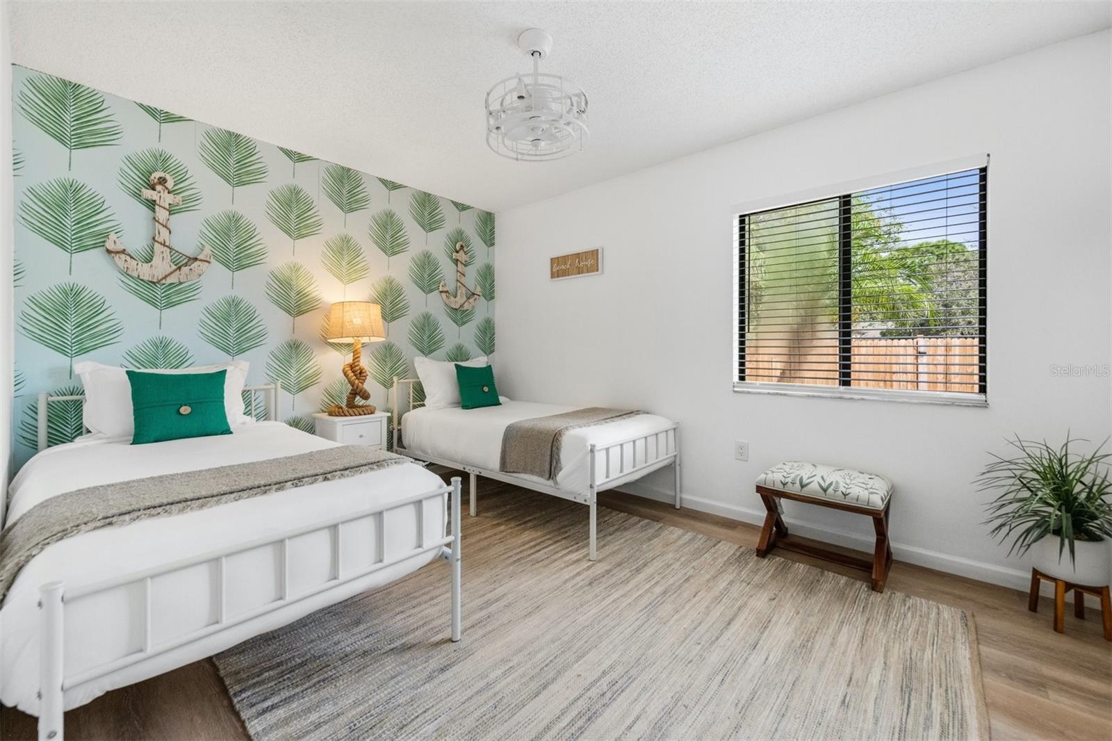 WOODPINE LAKE - Residential Lease