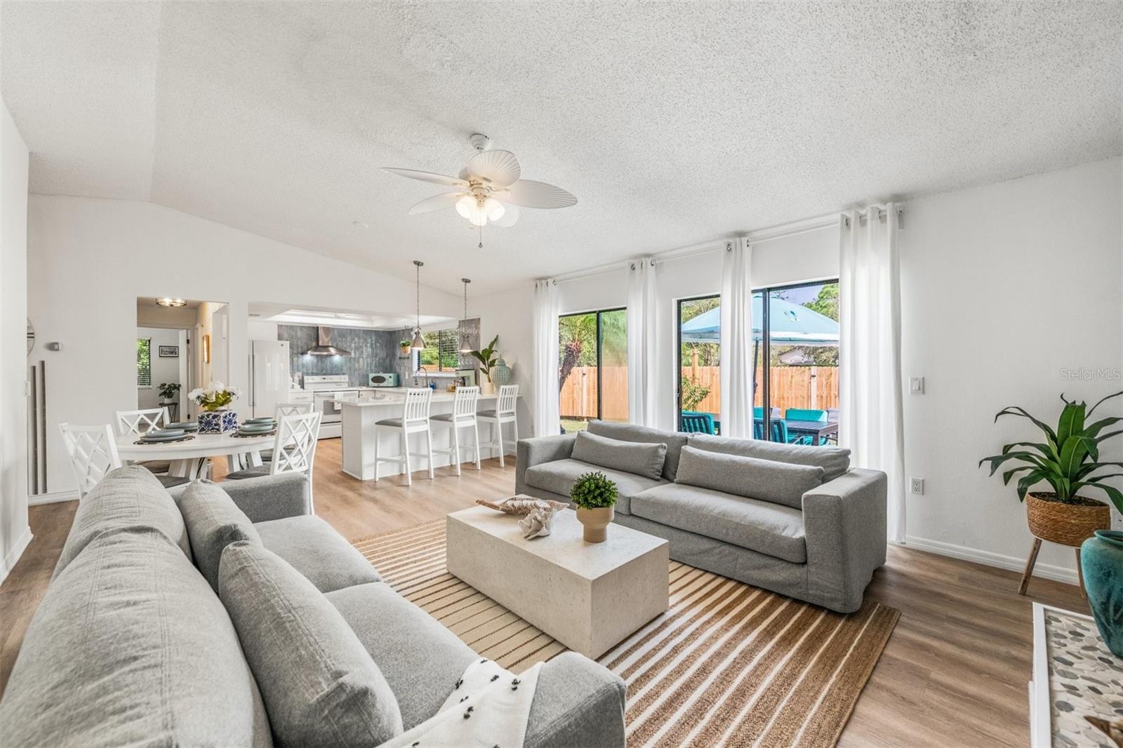 WOODPINE LAKE - Residential Lease
