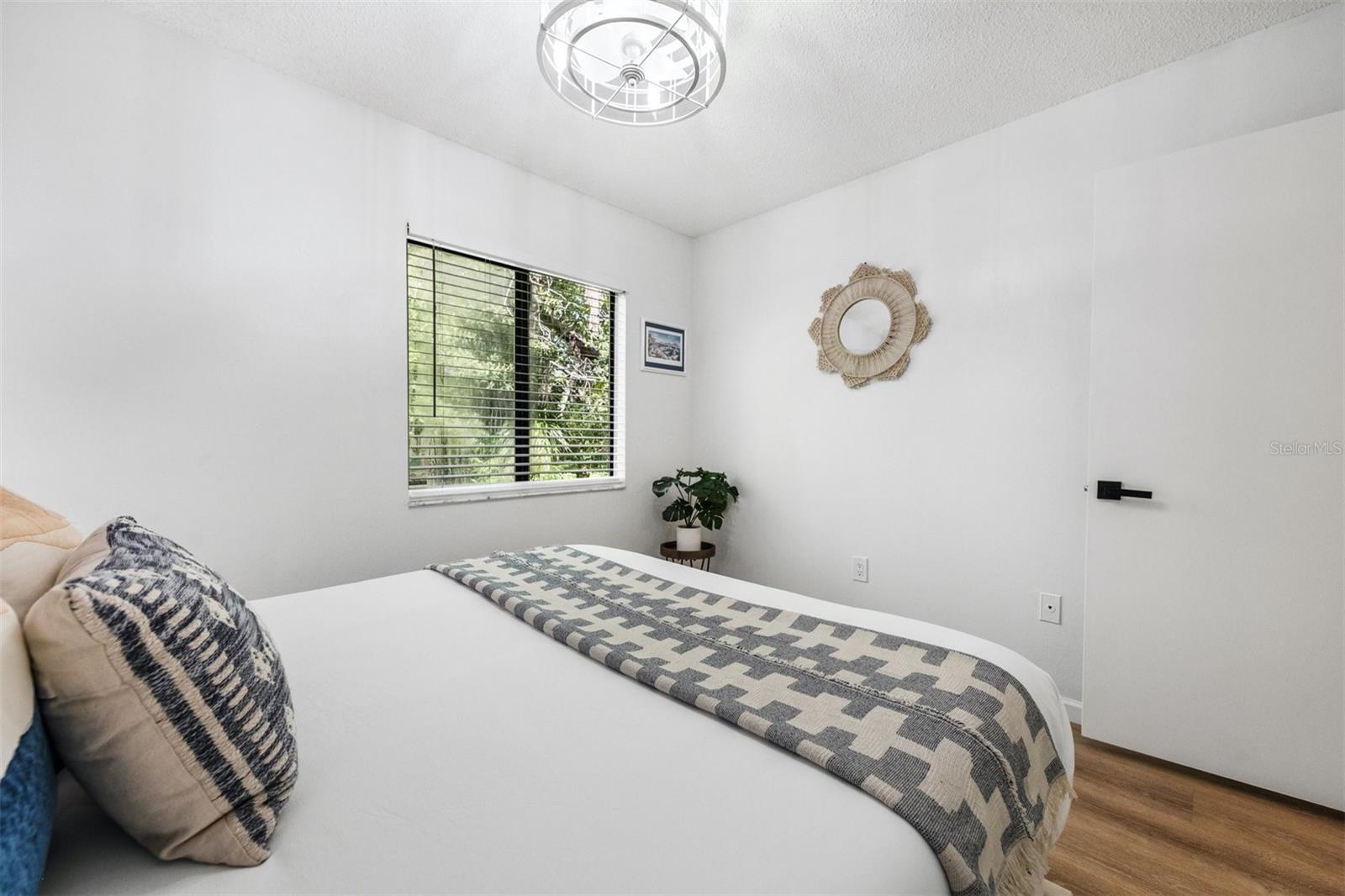 WOODPINE LAKE - Residential Lease