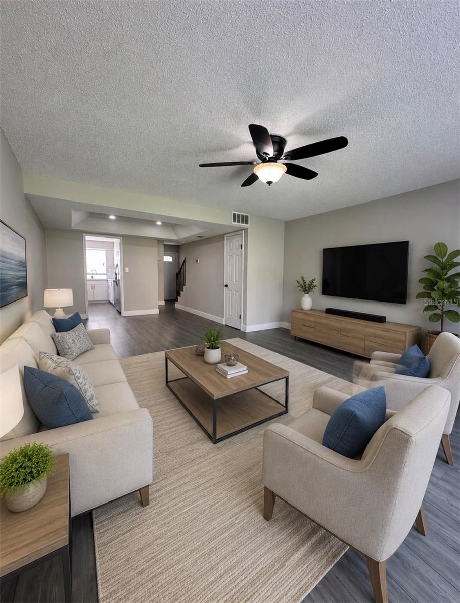 THE GREENS OF TOWNN COUNTRY - Residential Lease