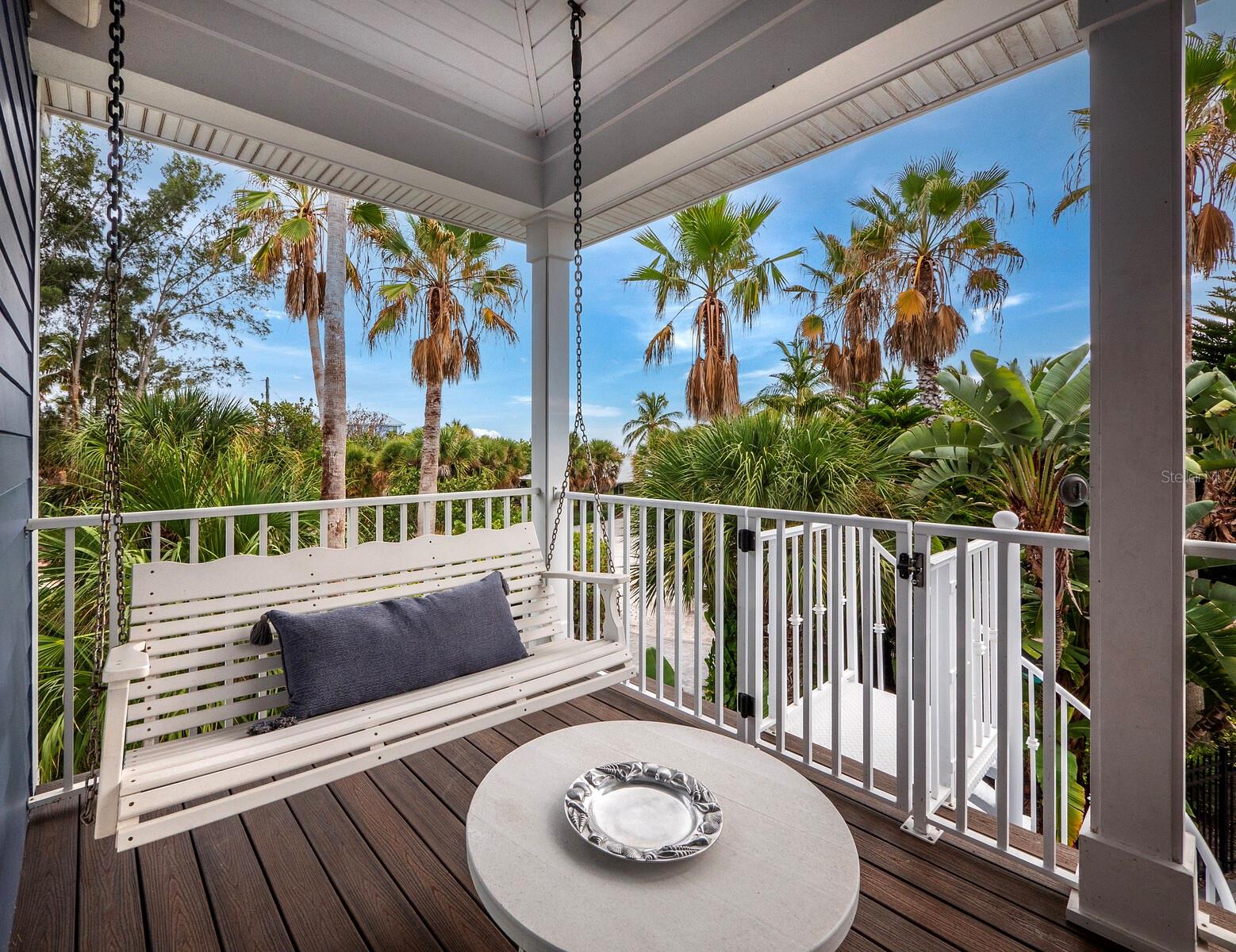 SLEEPY LAGOON - Residential