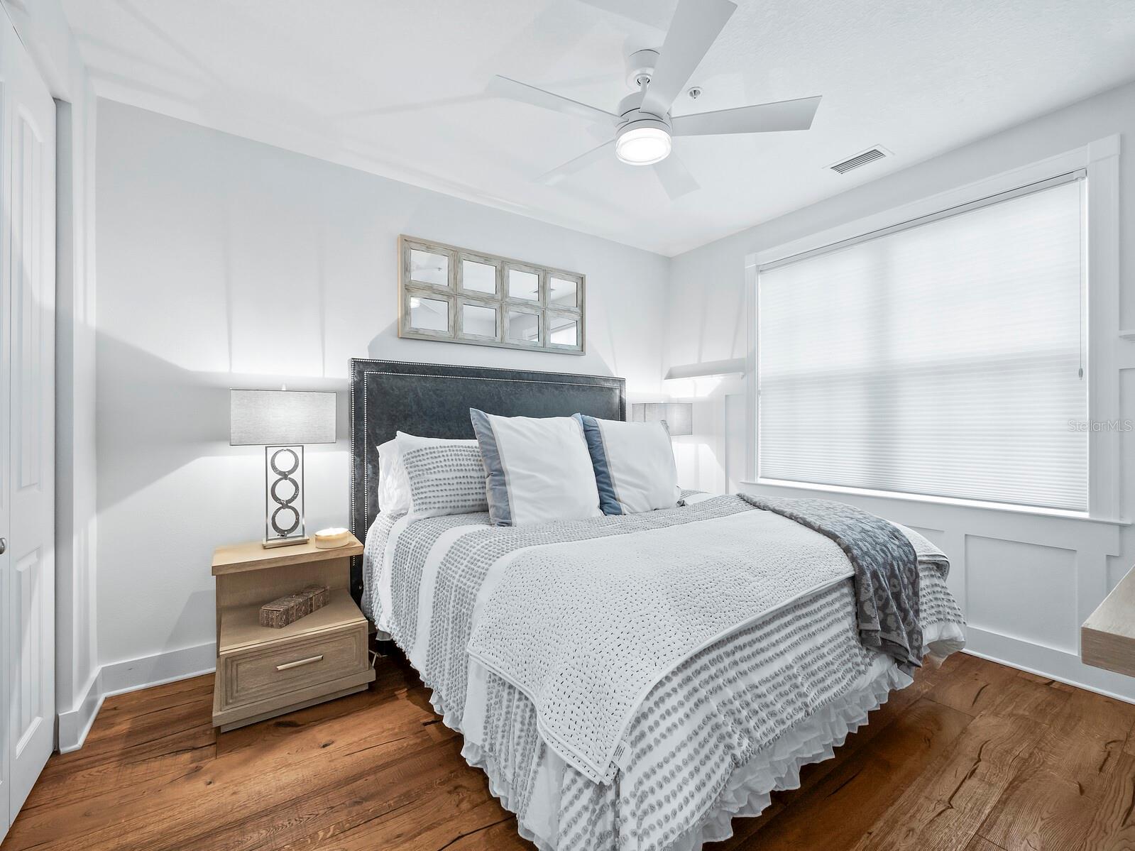 SLEEPY LAGOON - Residential