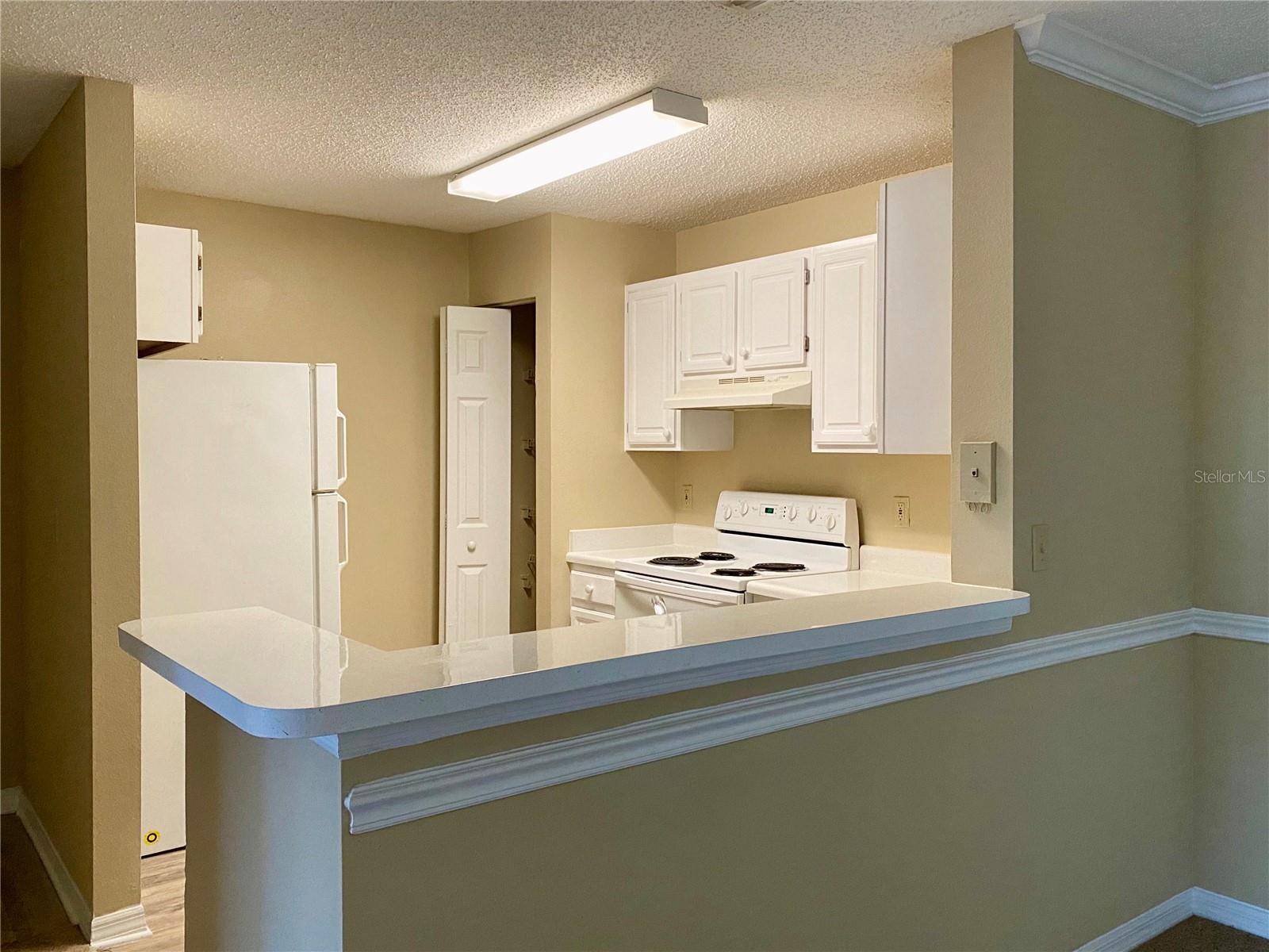VILLAS AT LAKESIDE A CONDO - Residential Lease
