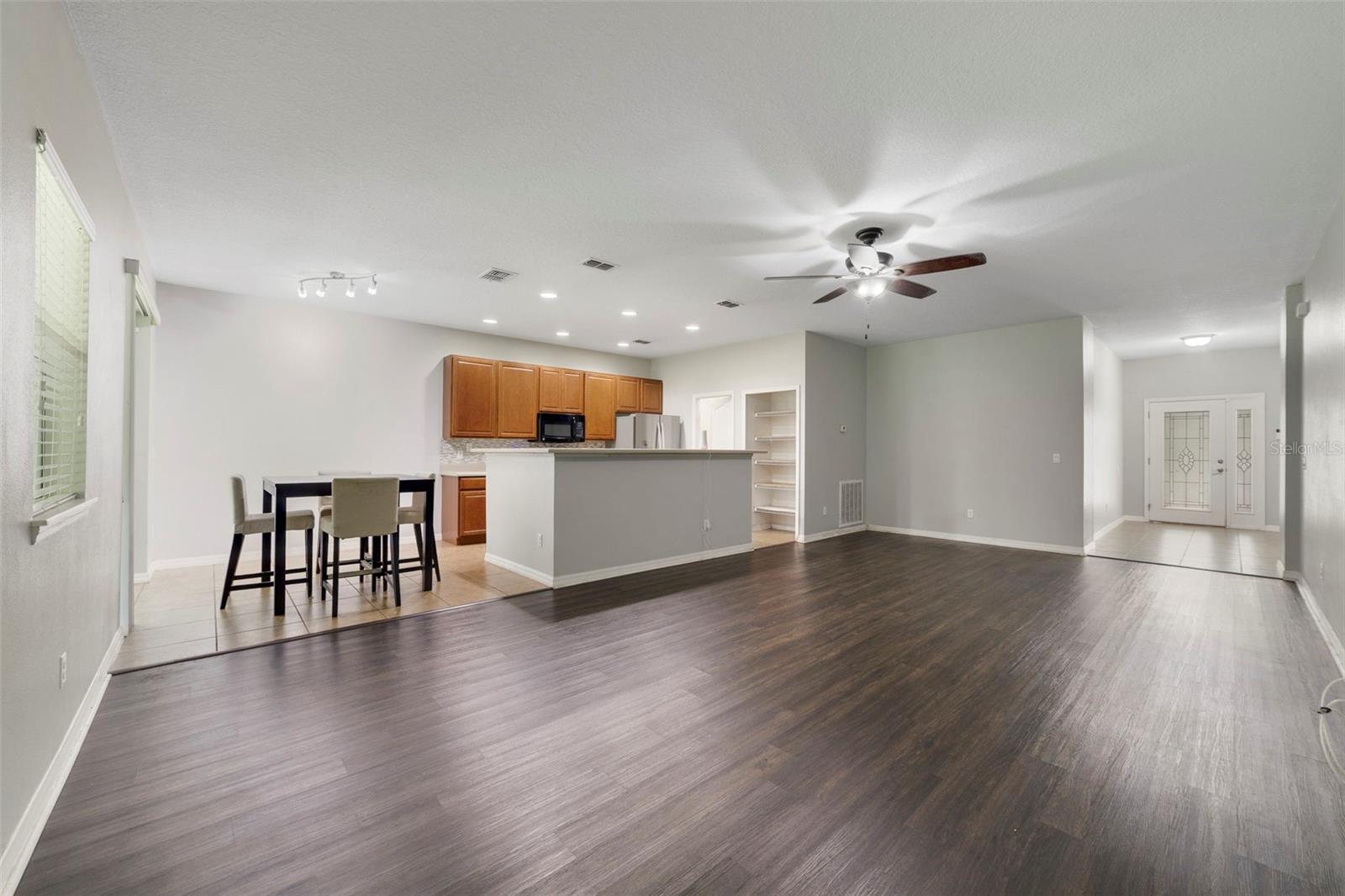 LAKE PLEASANT COVE A B C D E - Residential