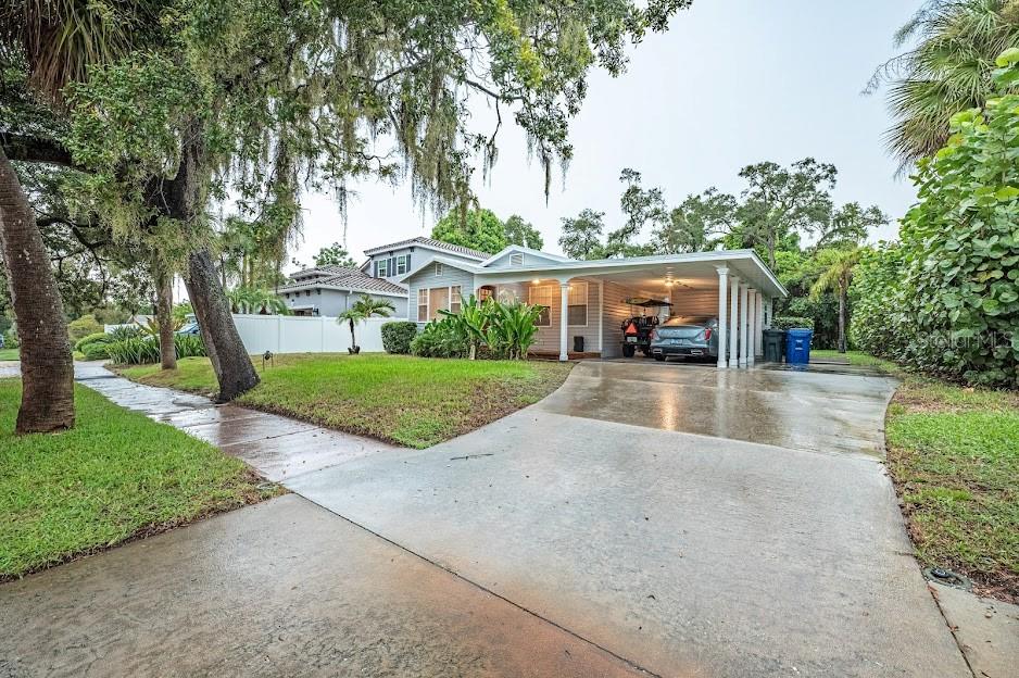 Renovated 1150 sq. ft. beach cottage west of trail with open floorplan. Updated plumbing, new electric, new metal roof, AC 2020. Golf cart to all your favorite spots, Mortons, Libby's, Publix, EOS, Trader Joes, Walts Fish Market. 3 minute drive to Siesta Key bridge. Separate studio that can be used for office or in-law bedroom is not included in the listed square footage.