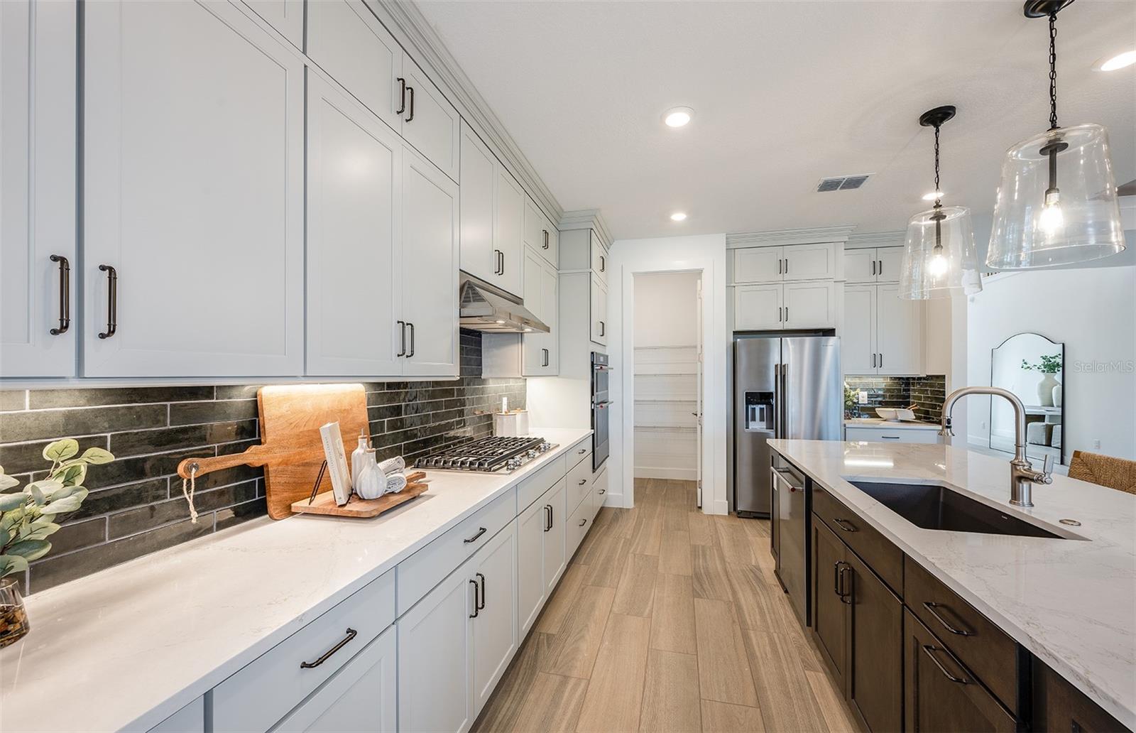 TWO RIVERS - Residential