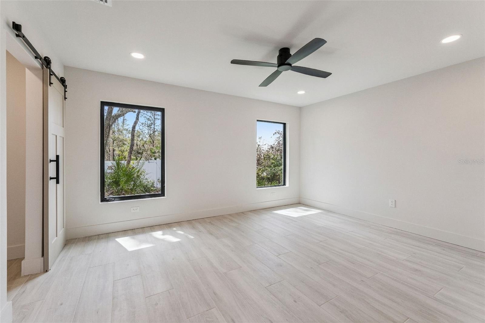 TALIS CROSSING - Residential