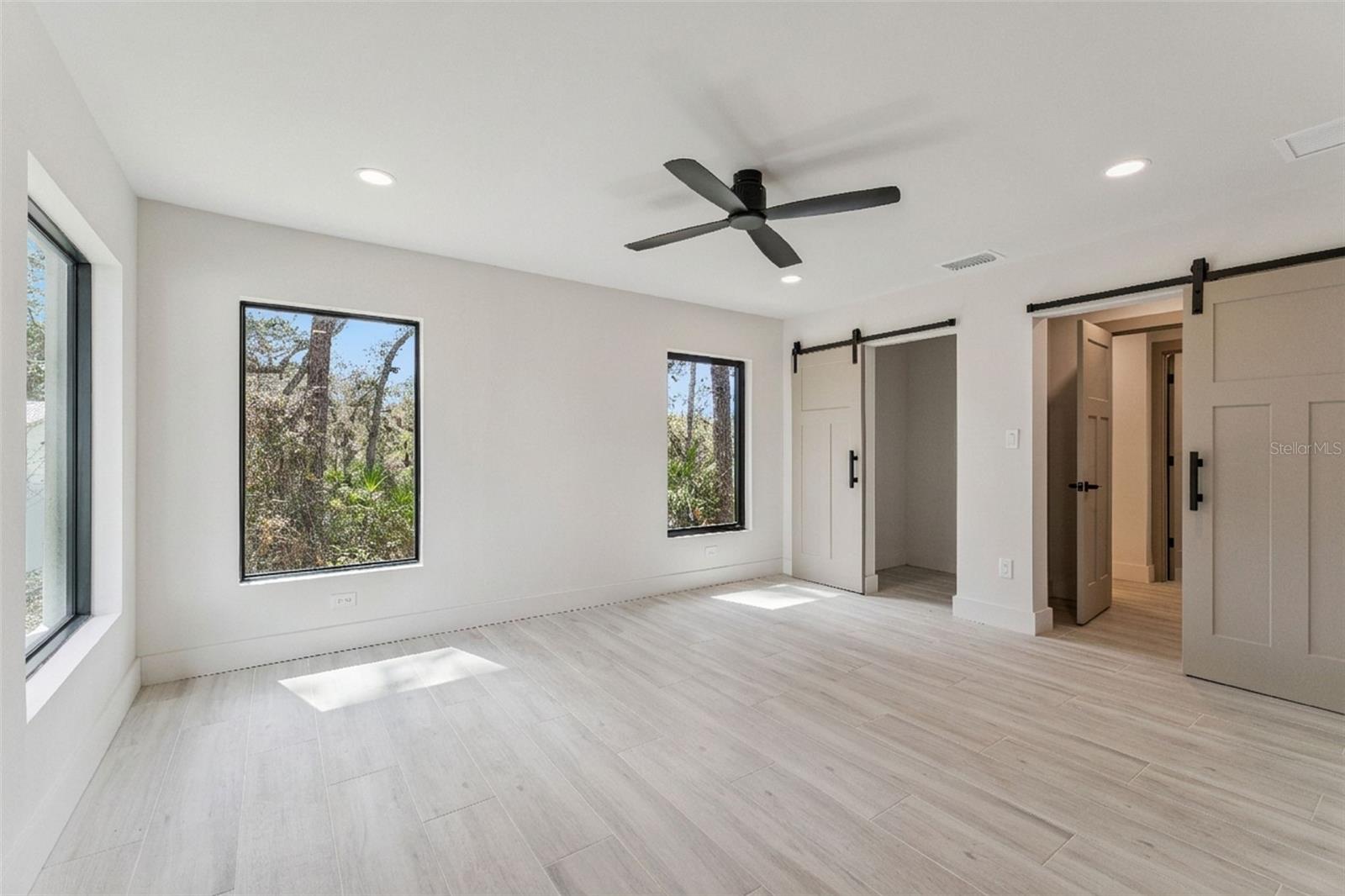 TALIS CROSSING - Residential