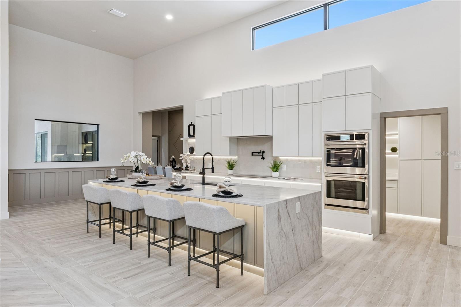 TALIS CROSSING - Residential