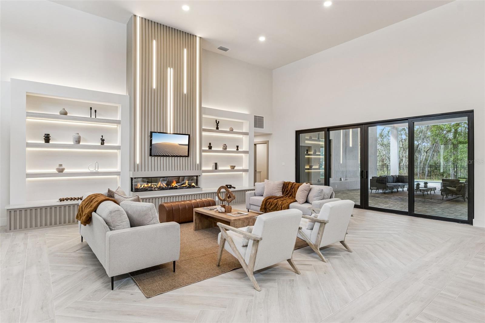 TALIS CROSSING - Residential