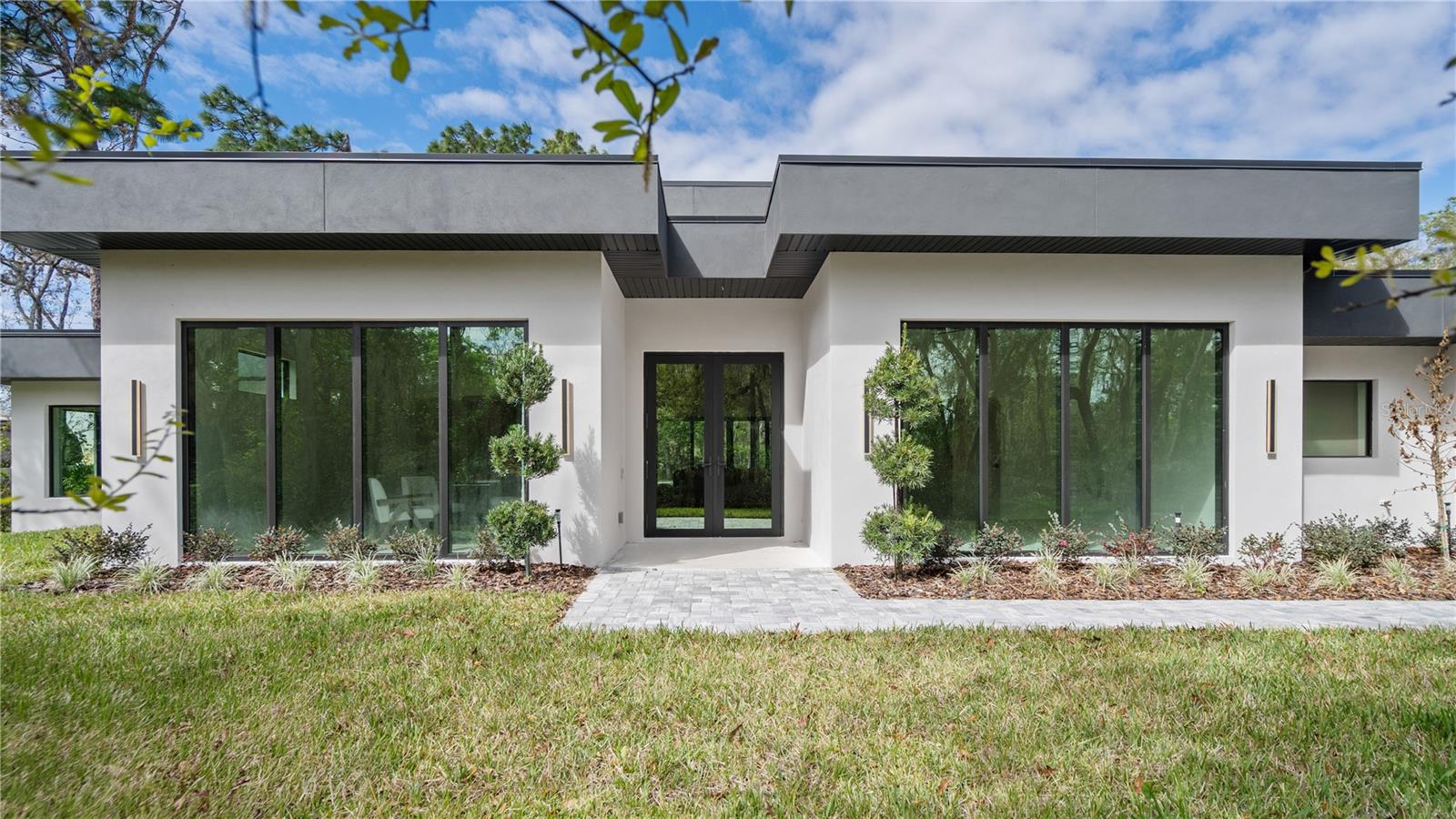 TALIS CROSSING - Residential