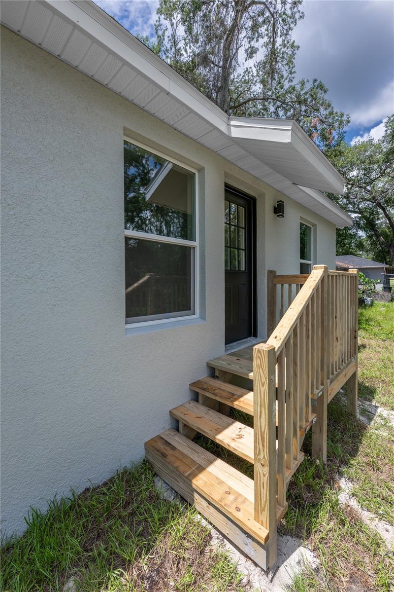 WEST HIGHLANDS - Residential