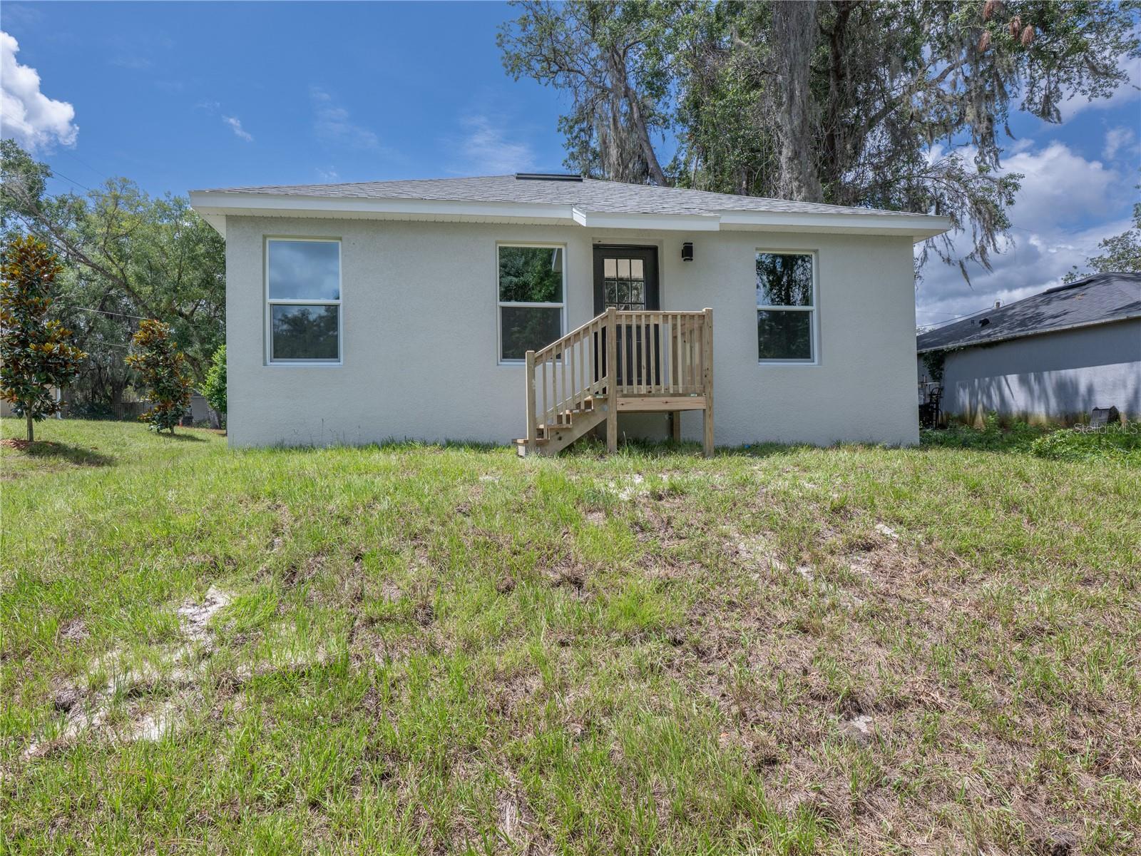 WEST HIGHLANDS - Residential