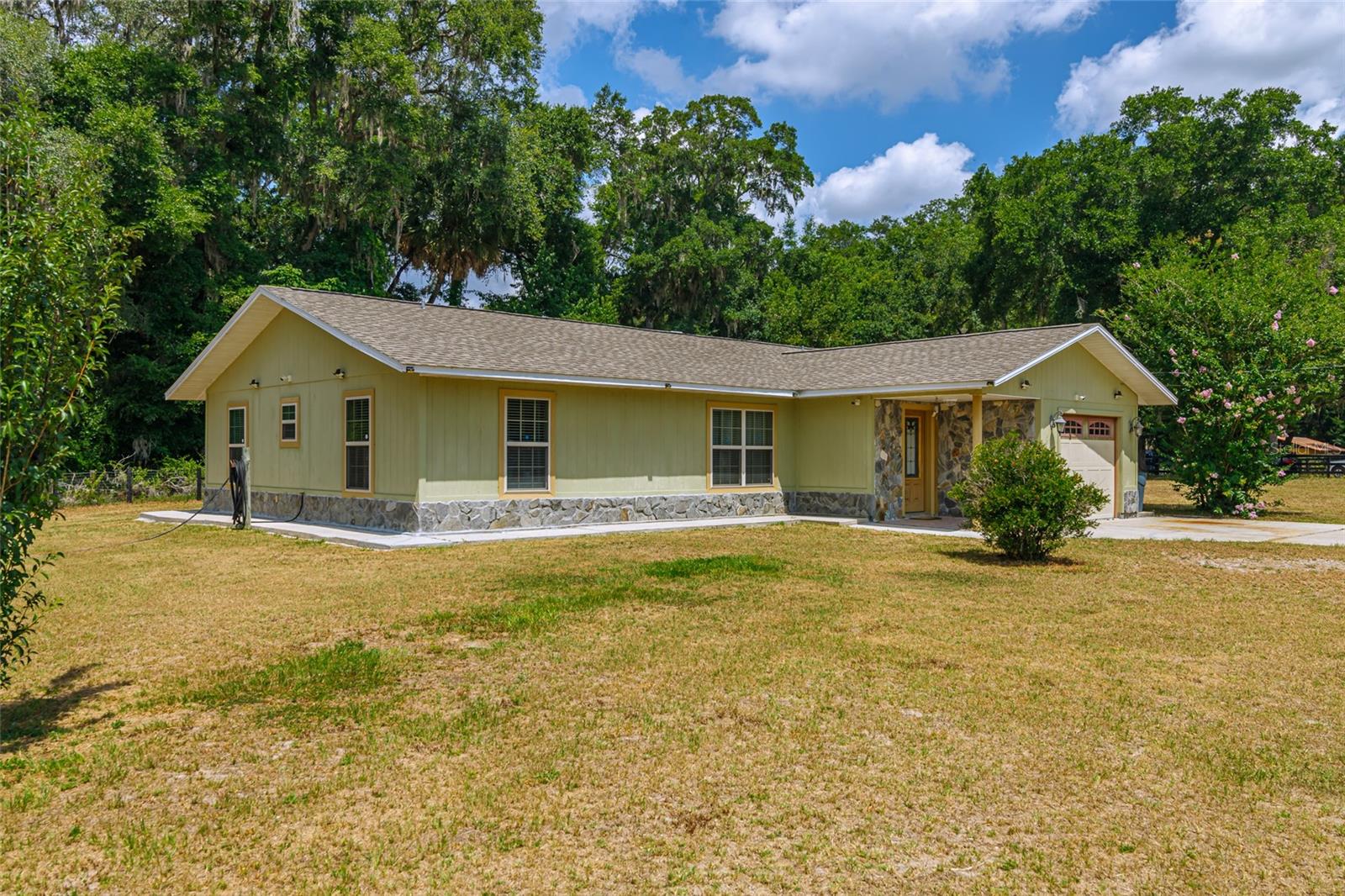 MEADOWBROOK RANCHES - Residential