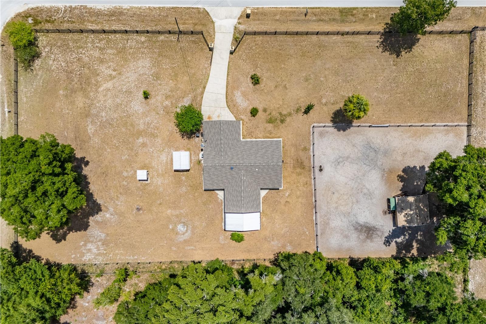 MEADOWBROOK RANCHES - Residential