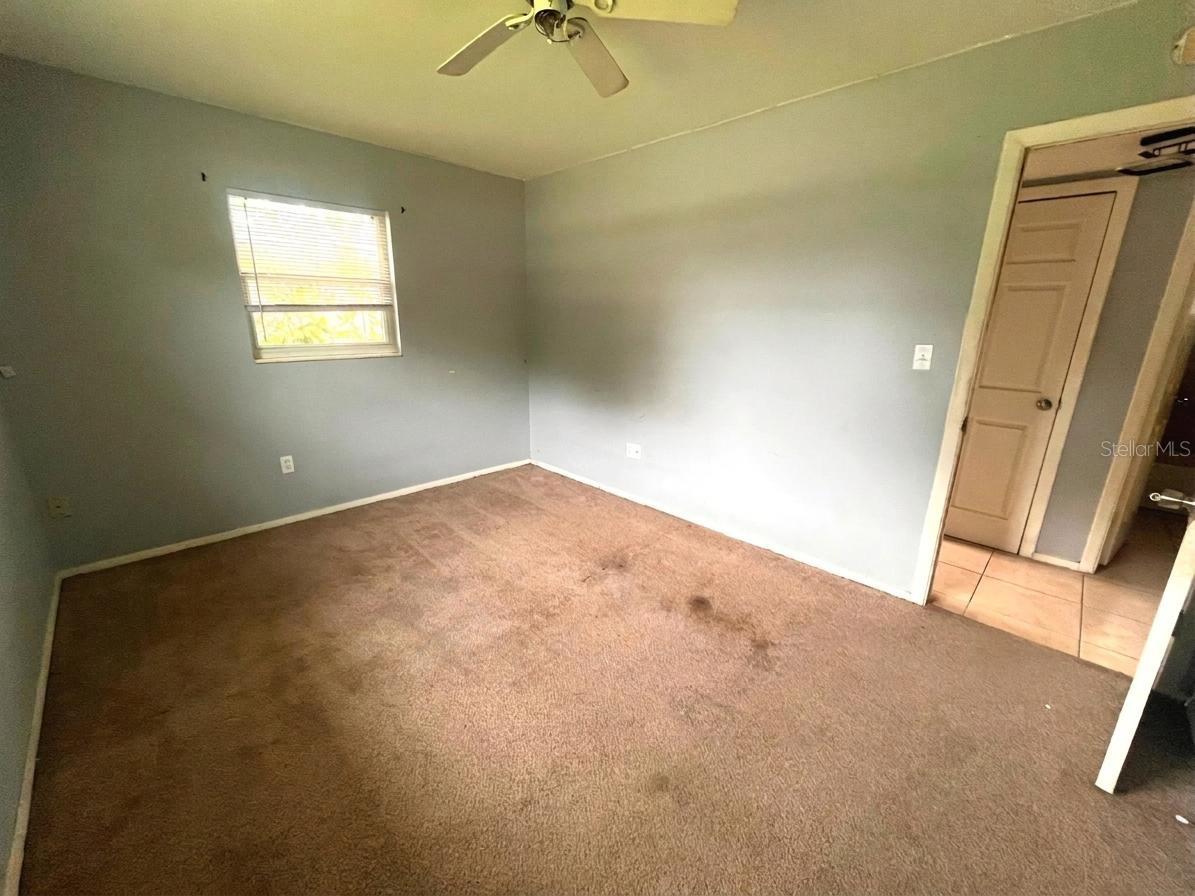 LAKELAND GROVES SUB - Residential