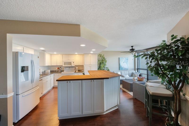 COVE ON THE GULF CONDO - Residential