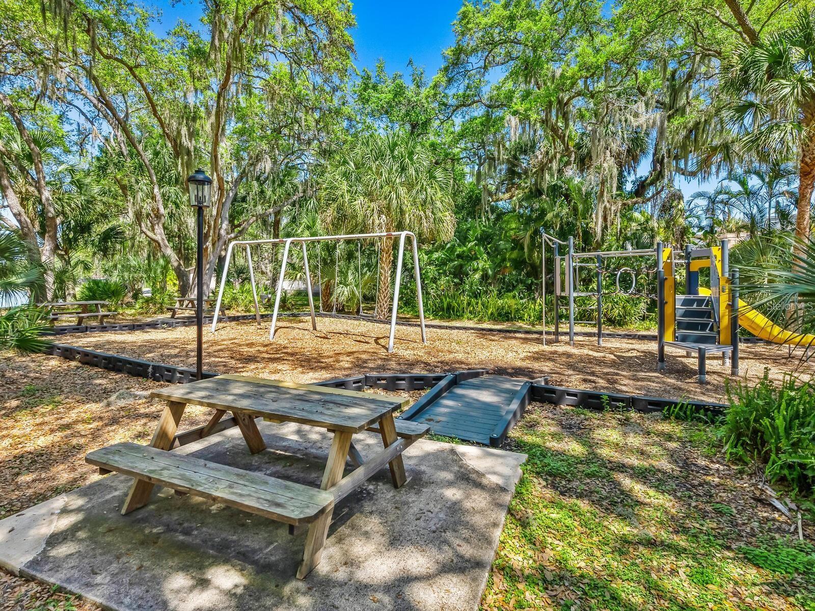 LAKES OF SARASOTA II - Residential