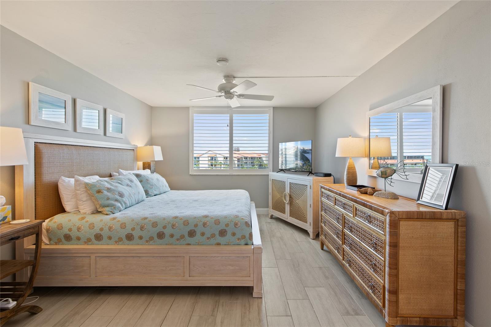 EXCELSIOR BEACH TO BAY - Residential Income