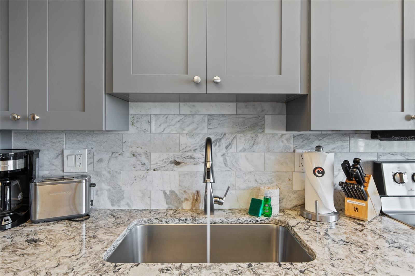 EXCELSIOR BEACH TO BAY - Residential Income