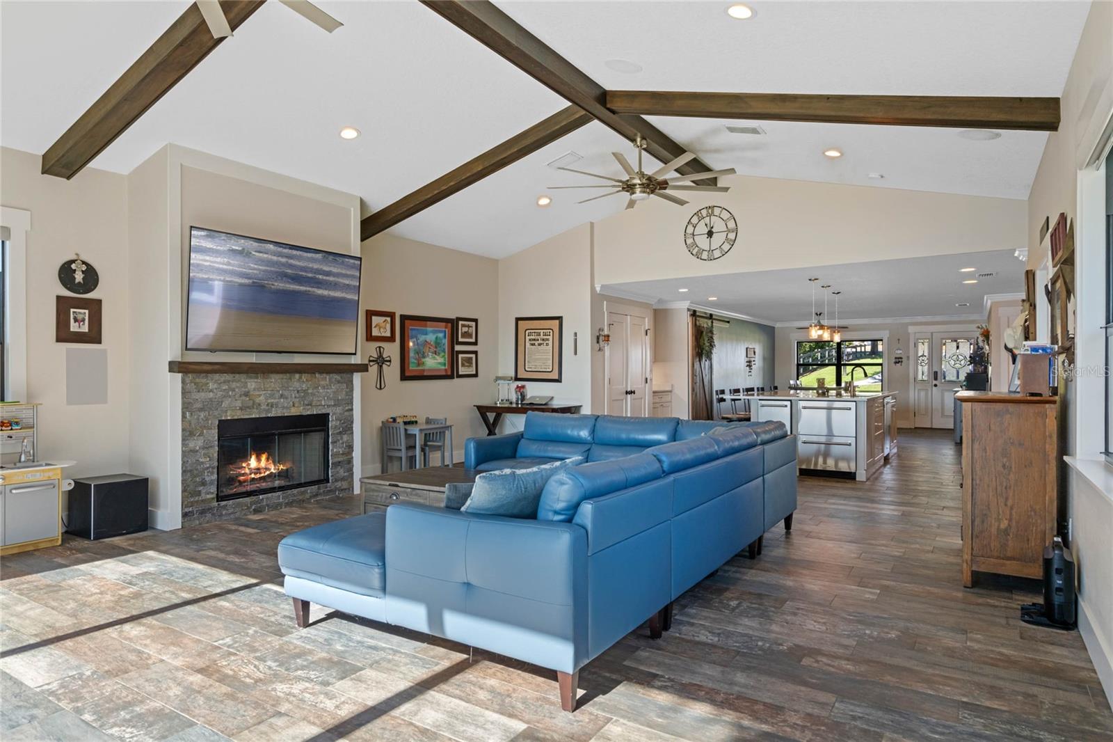 MARTELLE SHORES - Residential