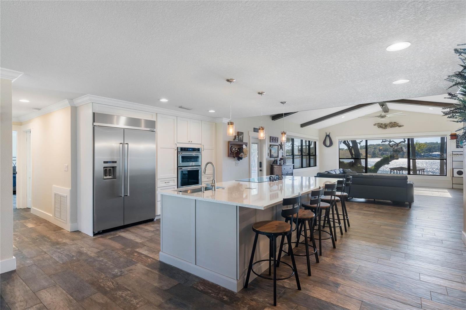MARTELLE SHORES - Residential