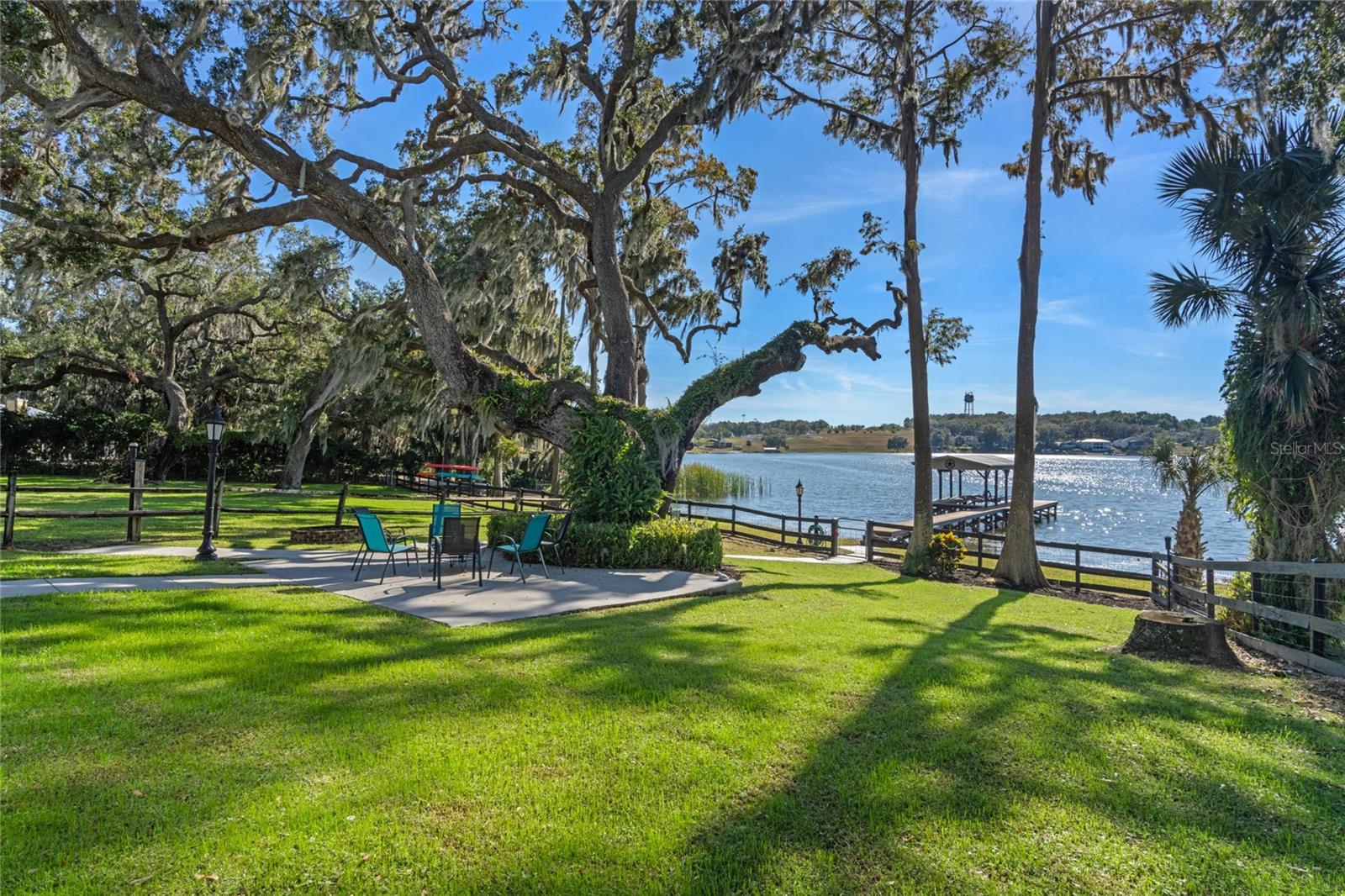 MARTELLE SHORES - Residential