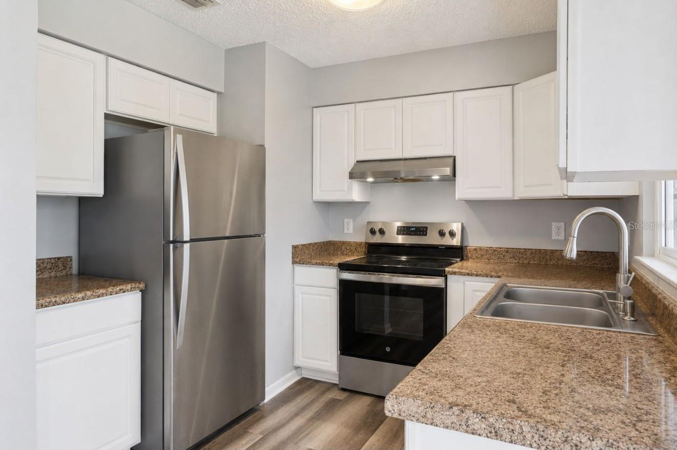 DELTONA LAKES UNIT 17 - Residential