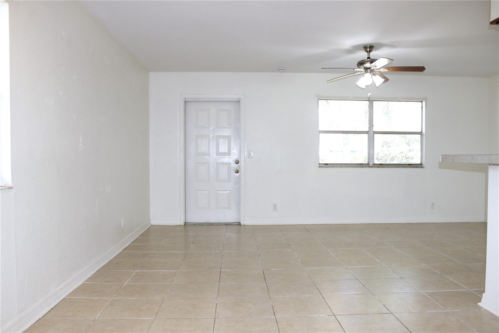 CAMBRIDGE I CONDOMINIUM UNIT NUMBER 194 TYPE A 3.7 - Residential