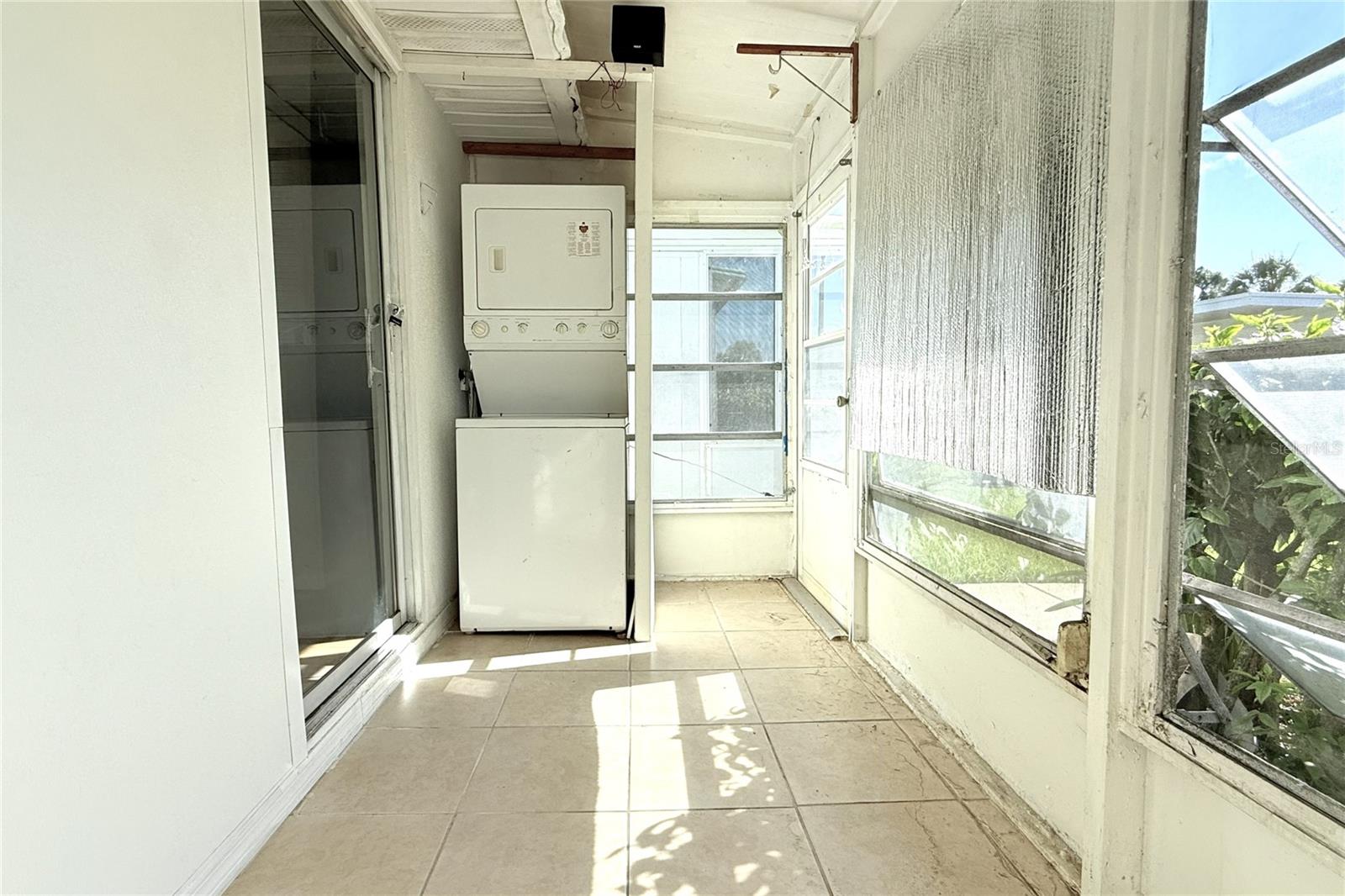 CAMBRIDGE I CONDOMINIUM UNIT NUMBER 194 TYPE A 3.7 - Residential